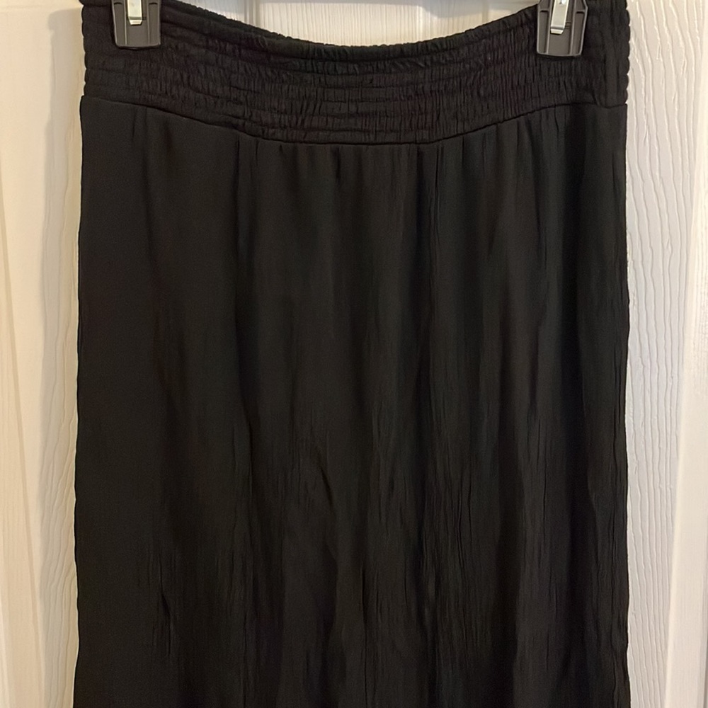 Apt. 9 Long Black Skirt w/ fun lined elastic waist and hem lacing. Size S. - Picture 5 of 10